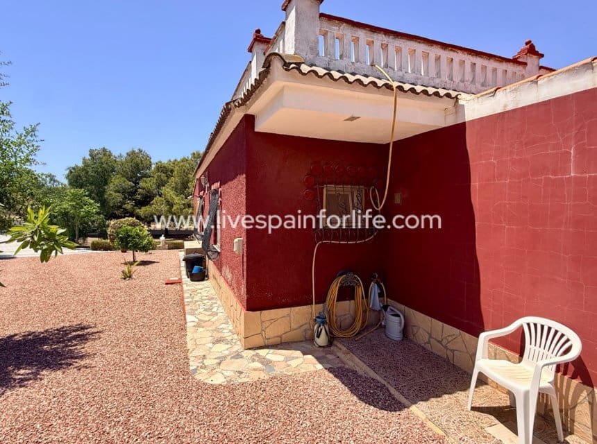 4 slaapkamer Finca/Landhuis te koop in Hondon de los Frailes met zwembad garage - € 339.950 (Ref: 10140280)