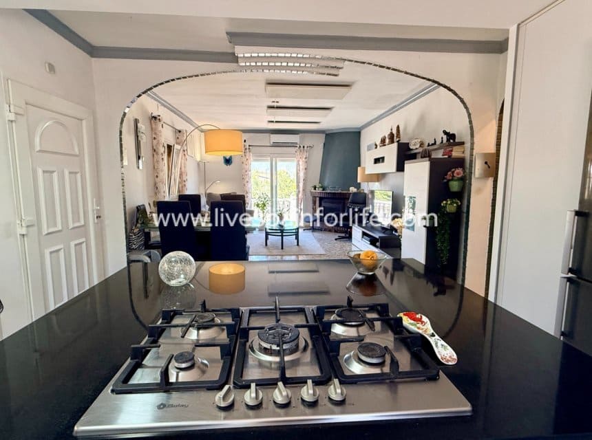 4 slaapkamer Finca/Landhuis te koop in Hondon de los Frailes met zwembad garage - € 339.950 (Ref: 10140280)