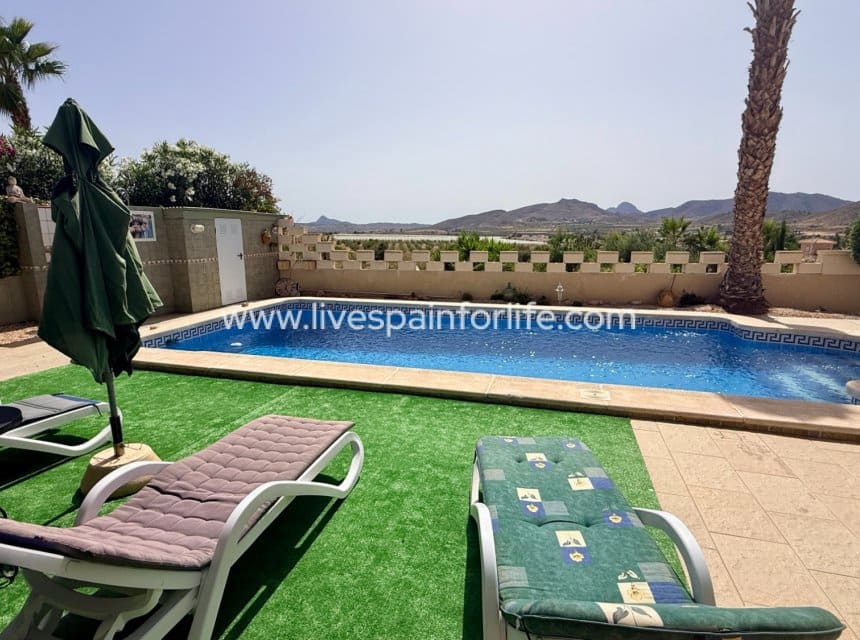 7 bedroom Villa for sale in Hondon de las Nieves with pool garage - € 399,950 (Ref: 10140282)