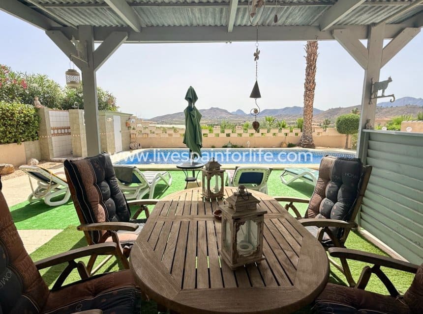 7 bedroom Villa for sale in Hondon de las Nieves with pool garage - € 399,950 (Ref: 10140282)