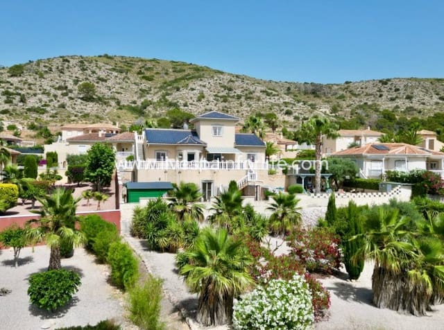 7 bedroom Villa for sale in Hondón de las Nieves with pool garage - € 399,950 (Ref: 10140282)