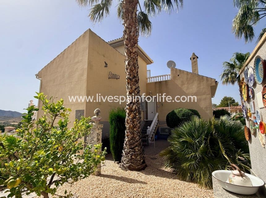 7 bedroom Villa for sale in Hondon de las Nieves with pool garage - € 399,950 (Ref: 10140282)