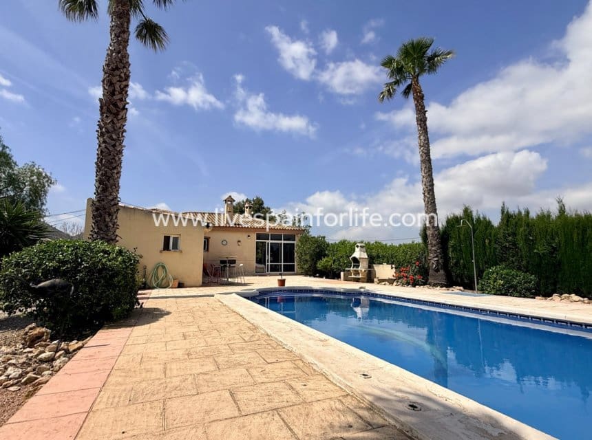 2 camera da letto Villa in vendita in Hondon de los Frailes con piscina - 275.000 € (Rif: 10140283)