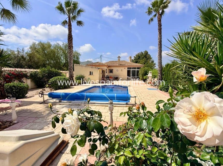 2 camera da letto Villa in vendita in Hondon de los Frailes con piscina - 275.000 € (Rif: 10140283)
