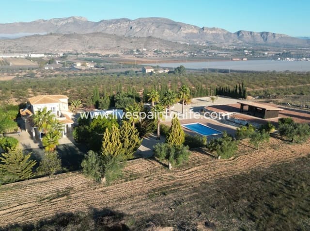 3 soverom Villa til salgs i Hondón de las Nieves med svømmebasseng garasje - € 450 000 (Ref: 10140285)