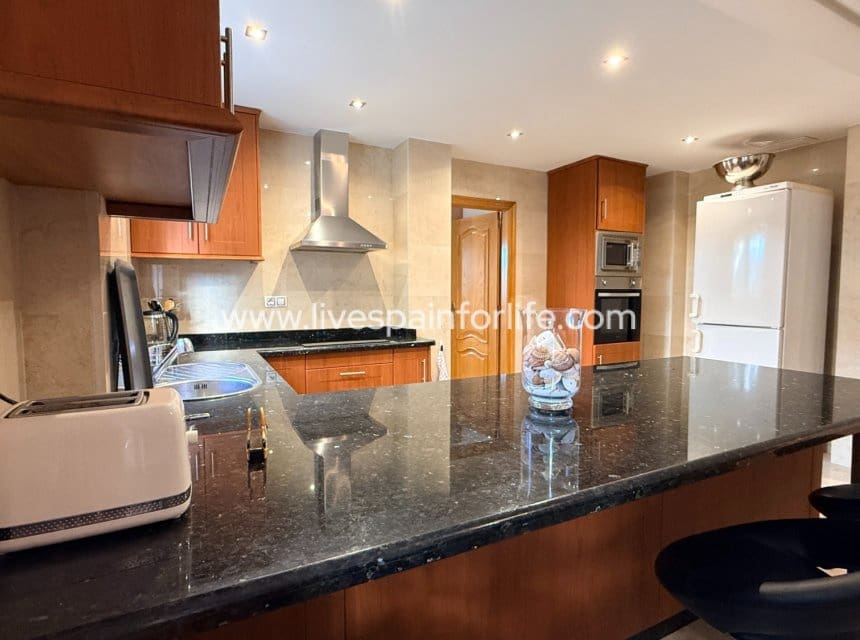 3 soverom Villa til salgs i Hondon de las Nieves med svømmebasseng garasje - € 450 000 (Ref: 10140285)