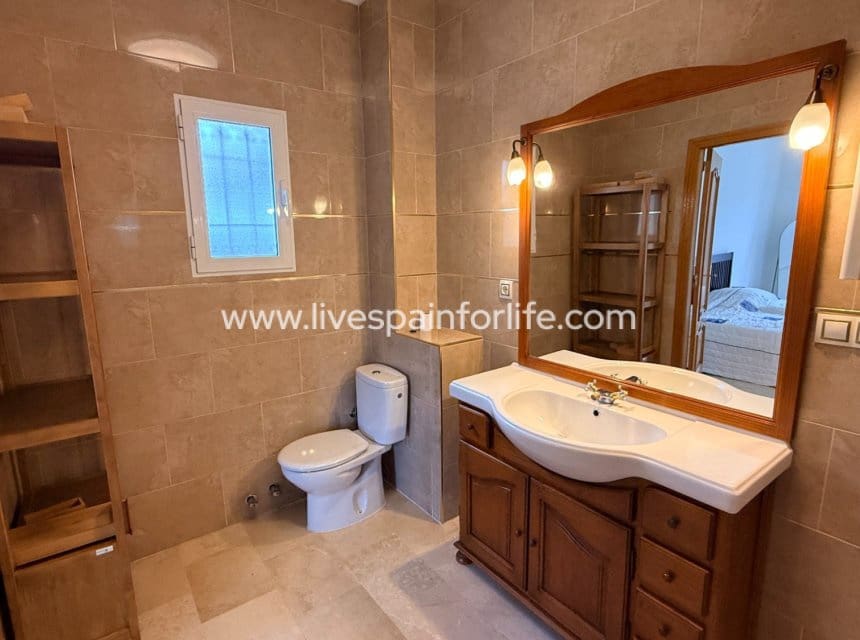 3 soverom Villa til salgs i Hondon de las Nieves med svømmebasseng garasje - € 450 000 (Ref: 10140285)