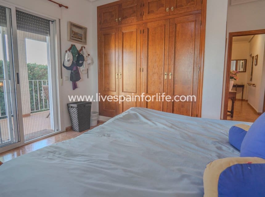 3 makuuhuone Maalaistalo myytävänä paikassa San Bartolome mukana uima-altaan - 350 000 € (Ref: 10144712)