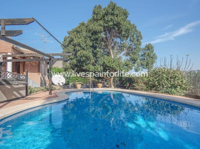 3 makuuhuone Maalaistalo myytävänä paikassa San Bartolomé, Orihuela mukana uima-altaan - 350 000 € (Ref: 10144712)