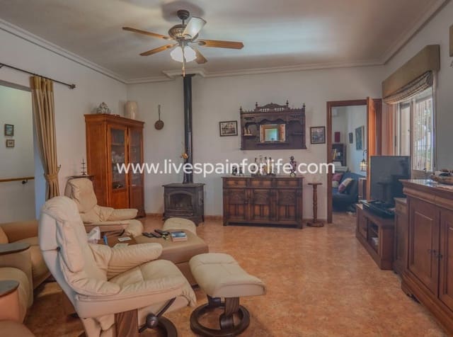 3 makuuhuone Maalaistalo myytävänä paikassa San Bartolomé, Orihuela mukana uima-altaan - 350 000 € (Ref: 10144712)