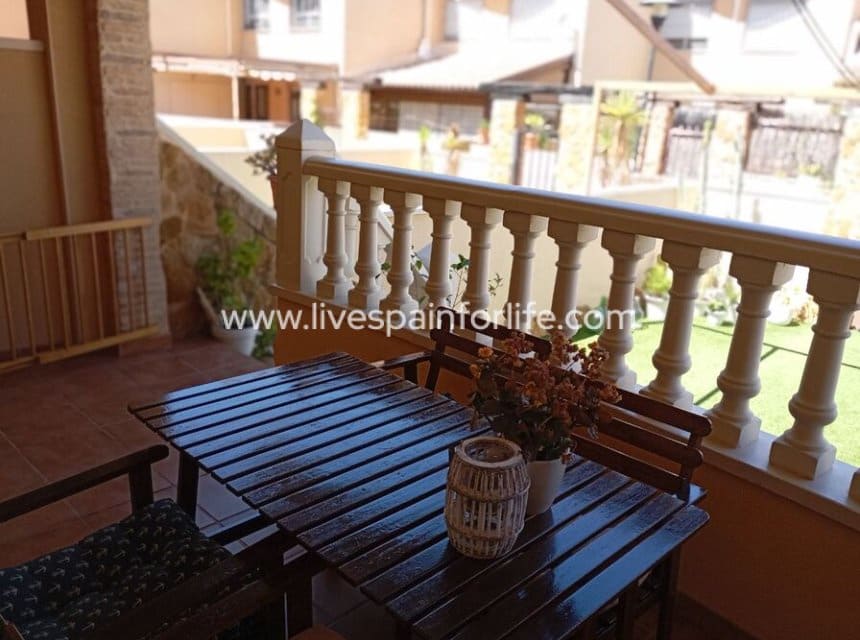 2 bedroom Townhouse for sale in Guardamar del Segura with pool garage - € 269,000 (Ref: 10144714)