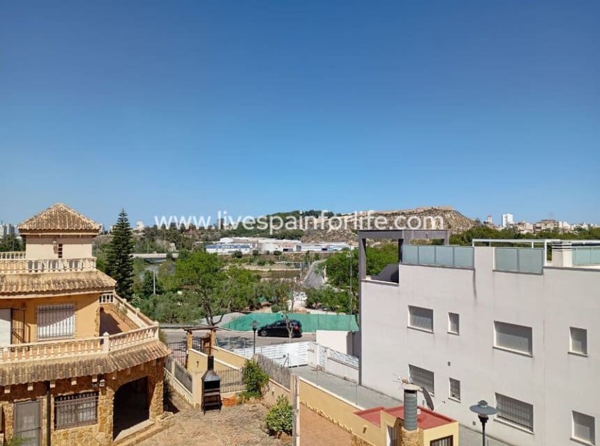 2 bedroom Townhouse for sale in Guardamar del Segura with pool garage - € 269,000 (Ref: 10144714)