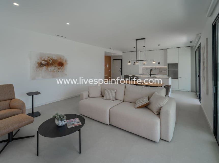 3 camera da letto Villa in vendita in Ciudad Quesada con piscina garage - 690.000 € (Rif: 10144729)