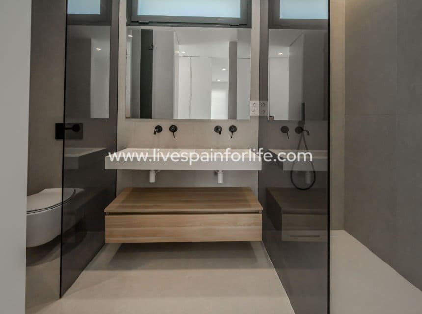 3 camera da letto Villa in vendita in Ciudad Quesada con piscina garage - 690.000 € (Rif: 10144729)