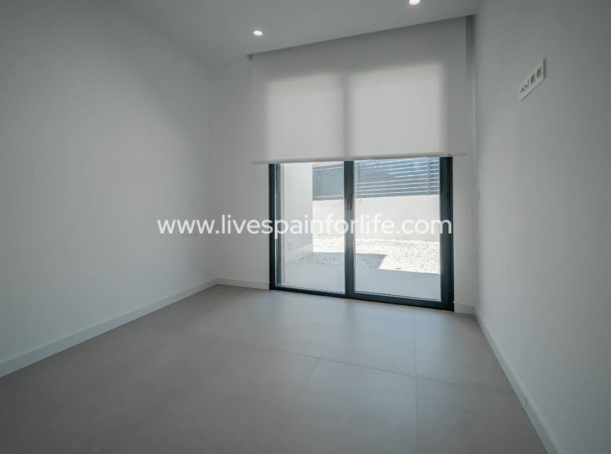 3 camera da letto Villa in vendita in Ciudad Quesada con piscina garage - 690.000 € (Rif: 10144729)