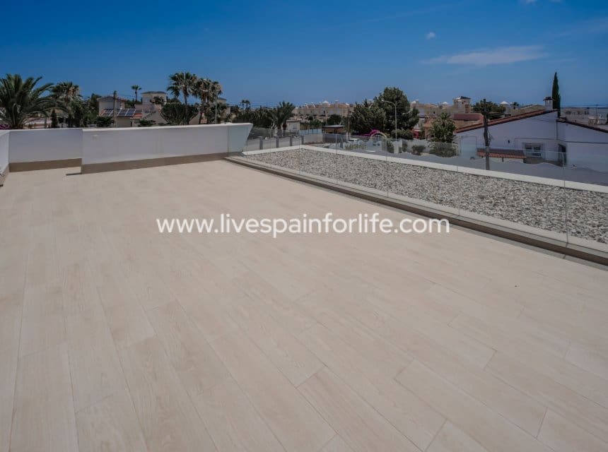 3 camera da letto Villa in vendita in Ciudad Quesada con piscina garage - 690.000 € (Rif: 10144729)