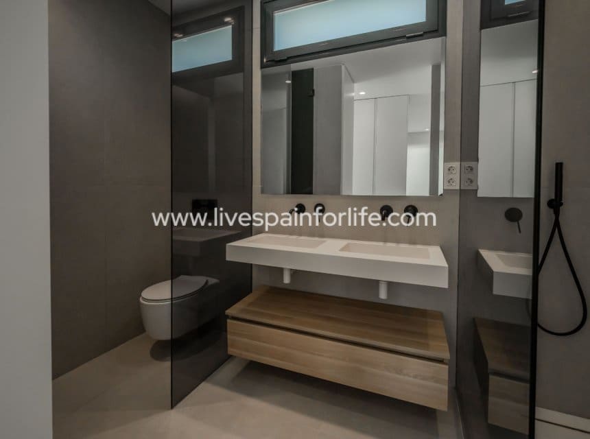 3 camera da letto Villa in vendita in Ciudad Quesada con piscina garage - 690.000 € (Rif: 10144729)