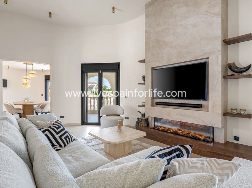 5 slaapkamer Villa te koop in Ciudad Quesada met zwembad garage - € 1.250.000 (Ref: 10144730)