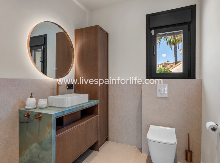 5 slaapkamer Villa te koop in Ciudad Quesada met zwembad garage - € 1.250.000 (Ref: 10144730)