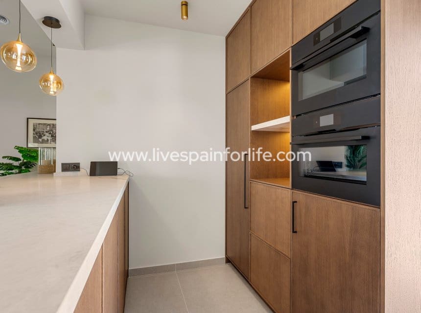 5 slaapkamer Villa te koop in Ciudad Quesada met zwembad garage - € 1.250.000 (Ref: 10144730)