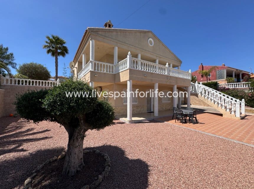 3 soverom Villa til salgs i Algorfa med svømmebasseng garasje - € 650 000 (Ref: 10144731)