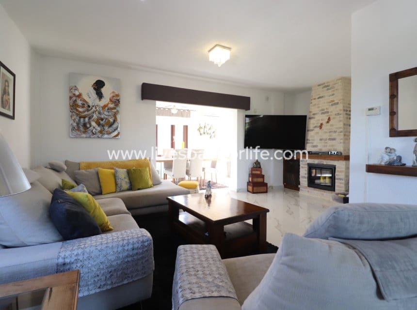 5 chambre Villa/Maison à vendre à Algorfa avec piscine garage - 649 950 € (Ref: 10144732)