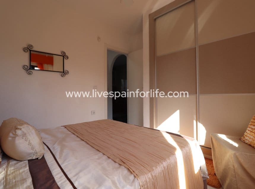 5 chambre Villa/Maison à vendre à Algorfa avec piscine garage - 649 950 € (Ref: 10144732)