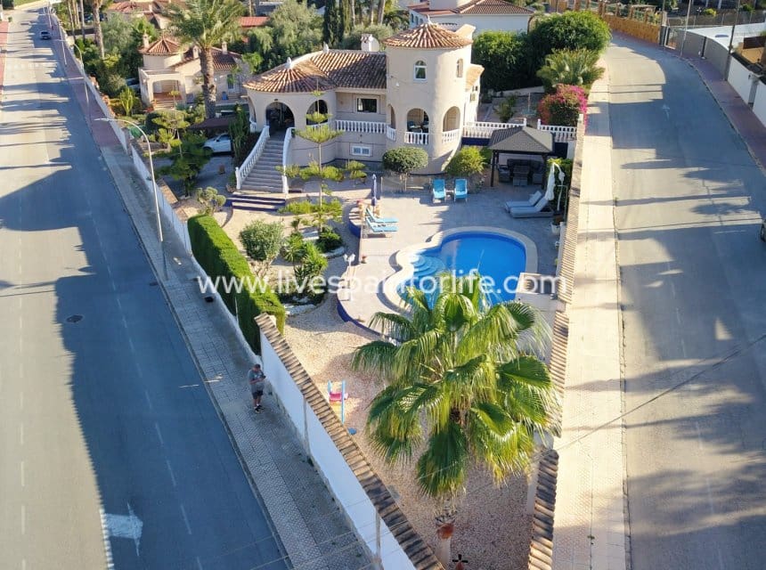 5 chambre Villa/Maison à vendre à Algorfa avec piscine garage - 649 950 € (Ref: 10144732)