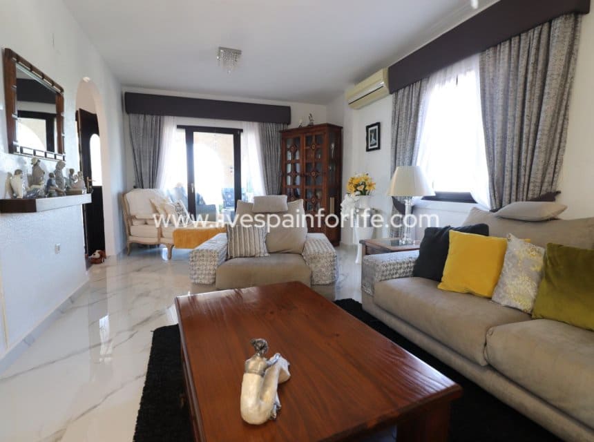 5 chambre Villa/Maison à vendre à Algorfa avec piscine garage - 649 950 € (Ref: 10144732)