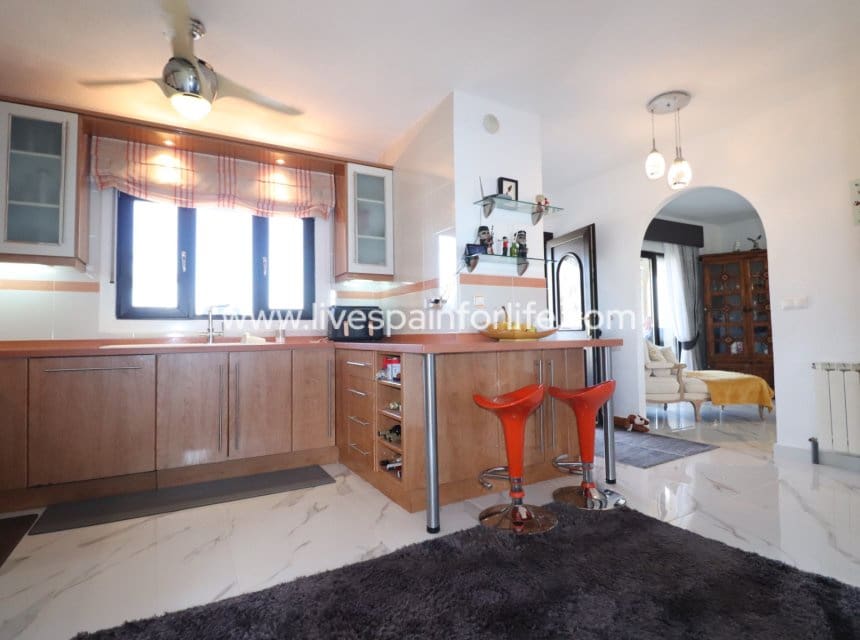 5 chambre Villa/Maison à vendre à Algorfa avec piscine garage - 649 950 € (Ref: 10144732)