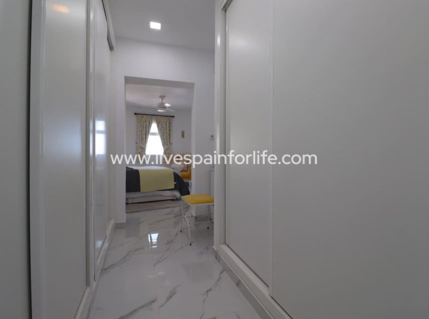 5 chambre Villa/Maison à vendre à Algorfa avec piscine garage - 649 950 € (Ref: 10144732)