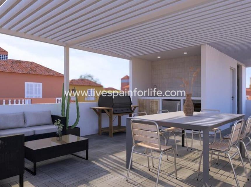 4 sovrum Villa till salu i Villamartin med pool - 799 000 € (Ref: 10144734)