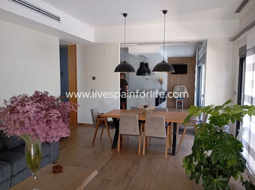 3 Zimmer Villa zu verkaufen in Daya Nueva mit Pool Garage - 750.000 € (Ref: 10144735)