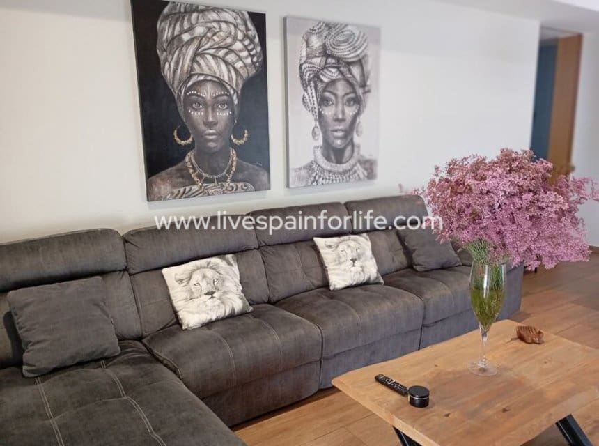 3 Zimmer Villa zu verkaufen in Daya Nueva mit Pool Garage - 750.000 € (Ref: 10144735)