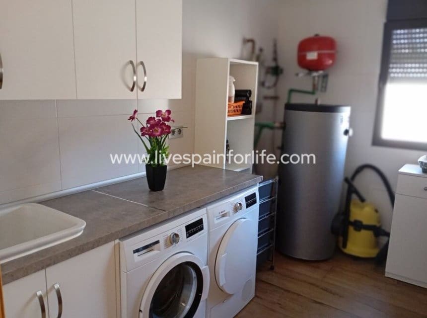 3 Zimmer Villa zu verkaufen in Daya Nueva mit Pool Garage - 750.000 € (Ref: 10144735)