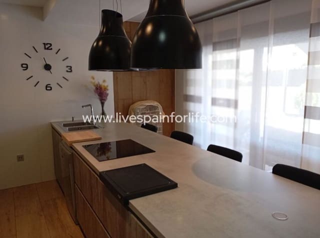 3 slaapkamer Villa te koop in Daya Nueva met zwembad garage - € 750.000 (Ref: 10144735)
