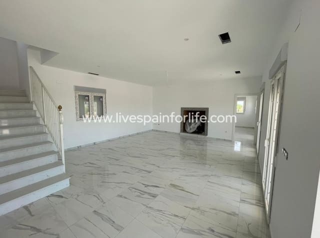 6 sypialnia Willa na sprzedaż w Pinoso z basenem garażem - 611 000 € (Ref: 10153926)