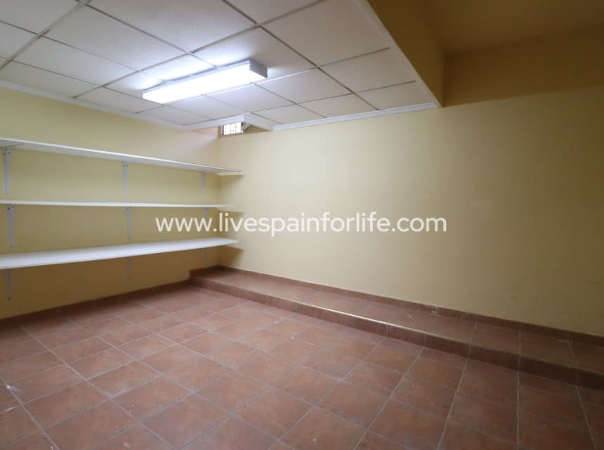 5 bedroom Villa for sale in Rojales with pool - € 600,000 (Ref: 10153927)
