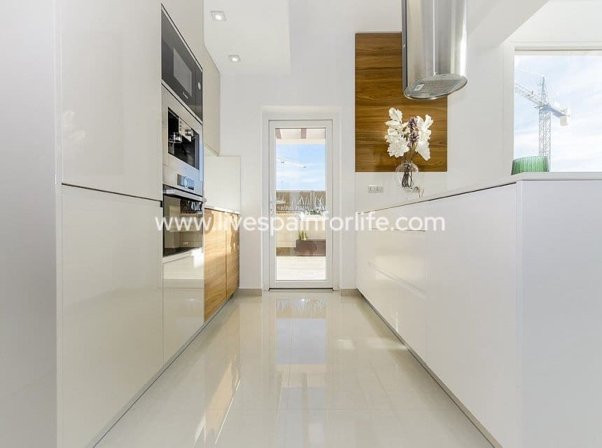 3 bedroom Villa for sale in Los Montesinos with pool garage - € 525,000 (Ref: 10153928)