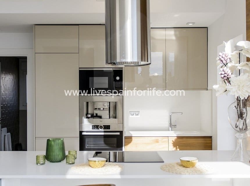 3 bedroom Villa for sale in Los Montesinos with pool garage - € 525,000 (Ref: 10153928)