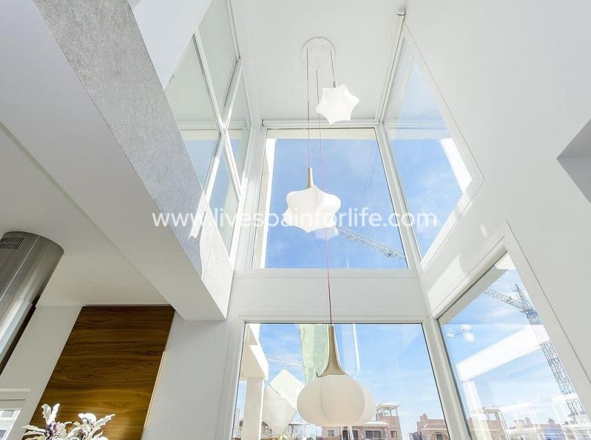 3 bedroom Villa for sale in Los Montesinos with pool garage - € 525,000 (Ref: 10153928)