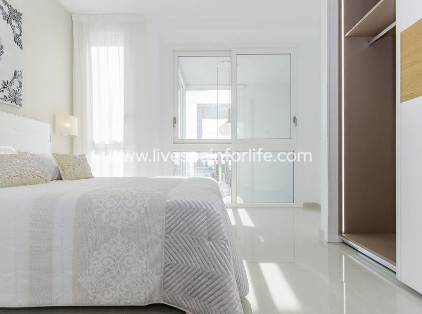 3 bedroom Villa for sale in Los Montesinos with pool garage - € 525,000 (Ref: 10153928)