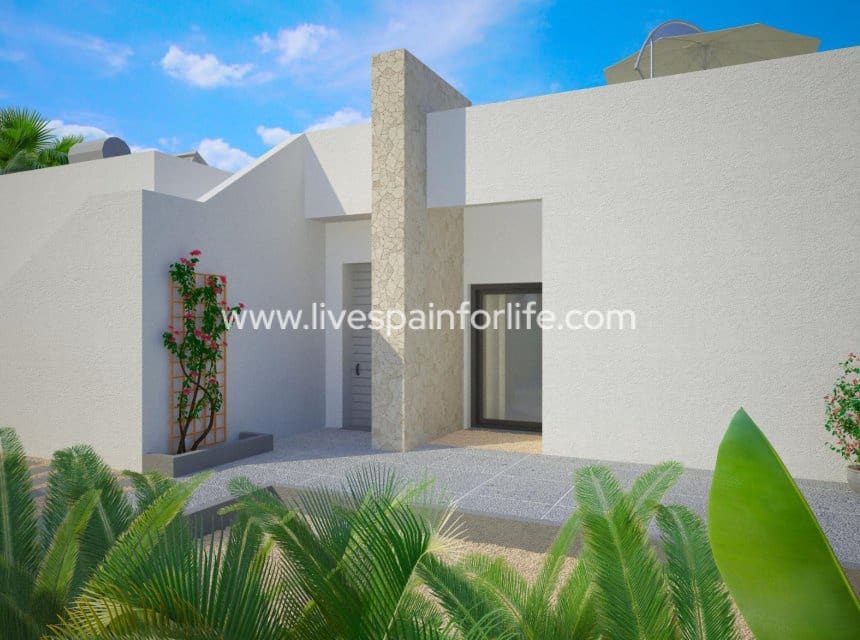 3 bedroom Villa for sale in Benijofar with pool garage - € 566,000 (Ref: 10153930)