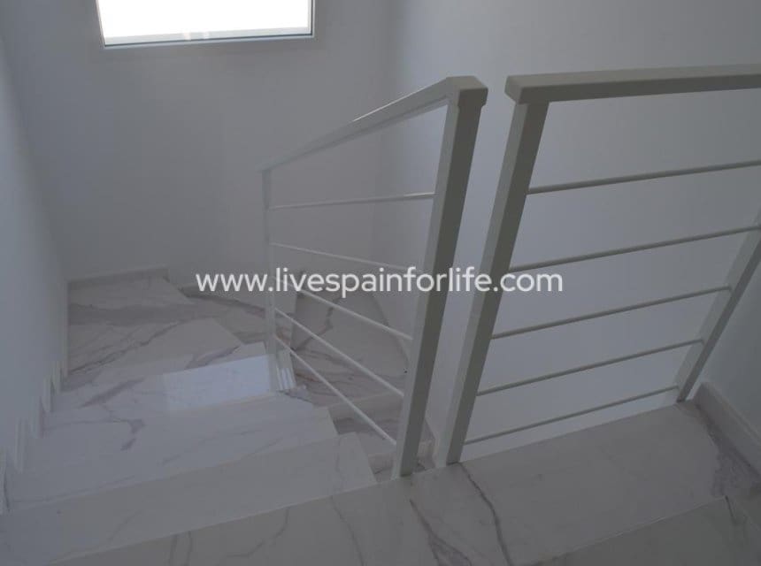 4 sovrum Villa till salu i Pinoso med pool garage - 505 000 € (Ref: 10153931)