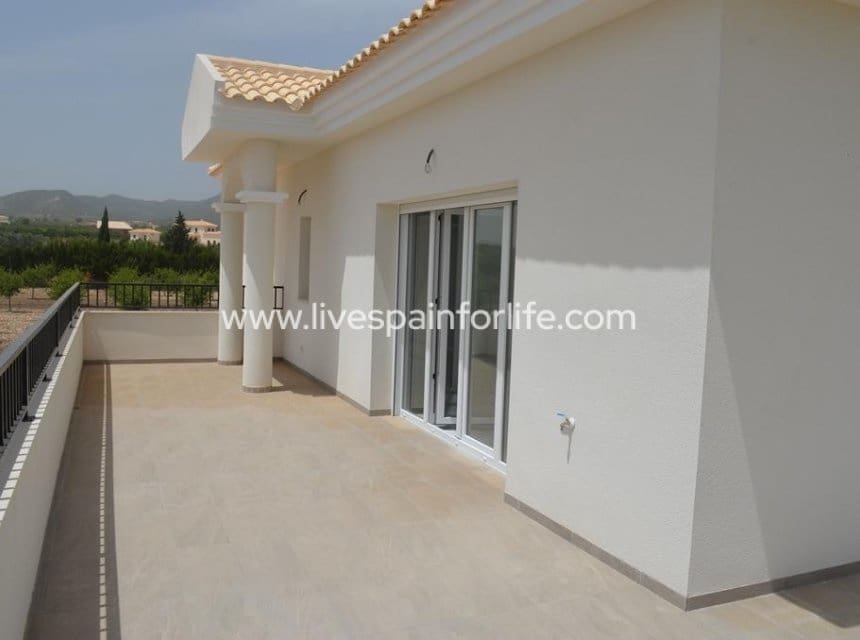 4 sovrum Villa till salu i Pinoso med pool garage - 505 000 € (Ref: 10153931)