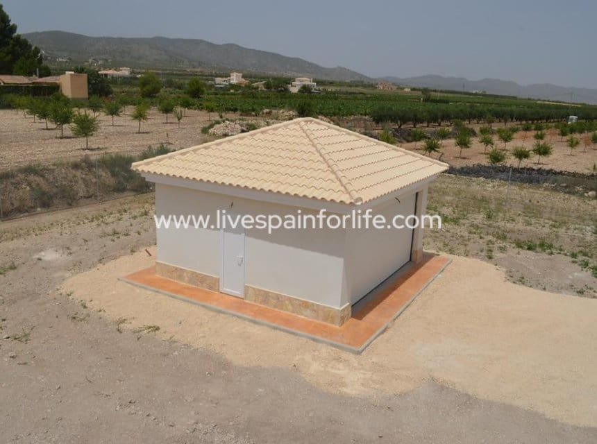 4 sovrum Villa till salu i Pinoso med pool garage - 505 000 € (Ref: 10153931)