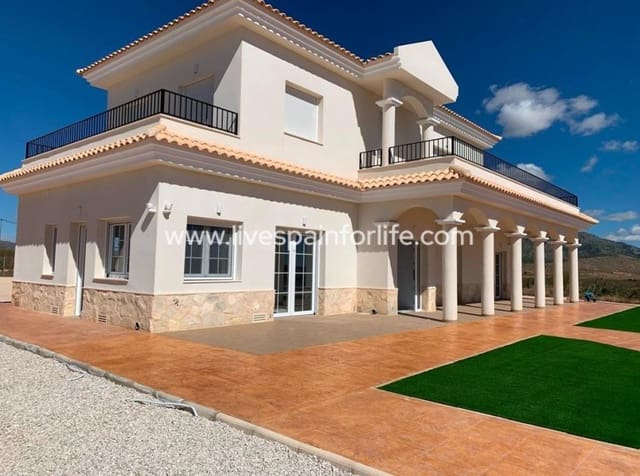 4 sovrum Villa till salu i Pinoso med pool garage - 505 000 € (Ref: 10153931)