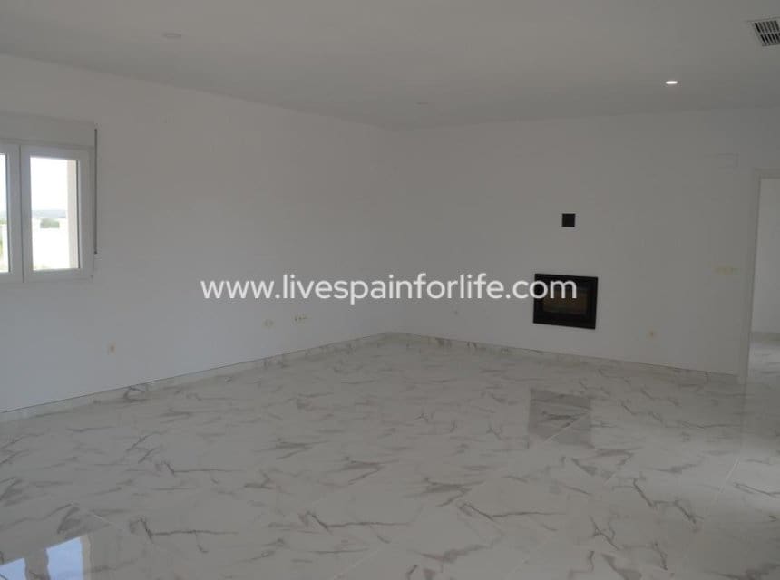 4 sovrum Villa till salu i Pinoso med pool garage - 505 000 € (Ref: 10153931)