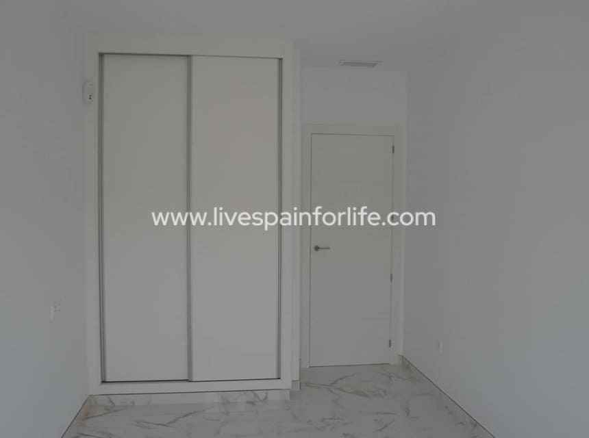 4 sovrum Villa till salu i Pinoso med pool garage - 505 000 € (Ref: 10153931)