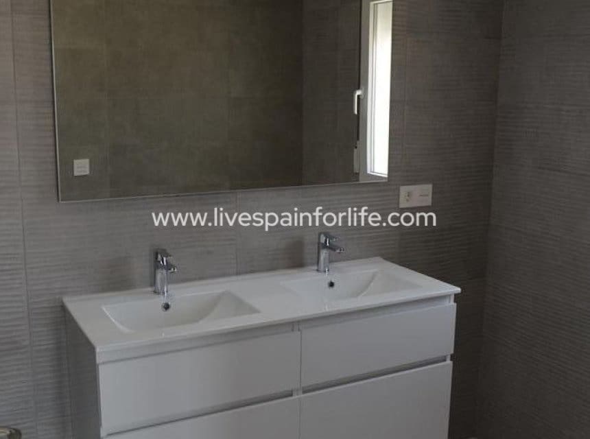 4 sovrum Villa till salu i Pinoso med pool garage - 505 000 € (Ref: 10153931)